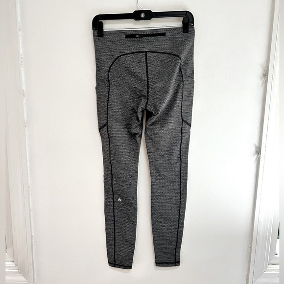 lululemon athletica Pants - Lululemon Speed Up Tight 28" *Full-On Luxtreme